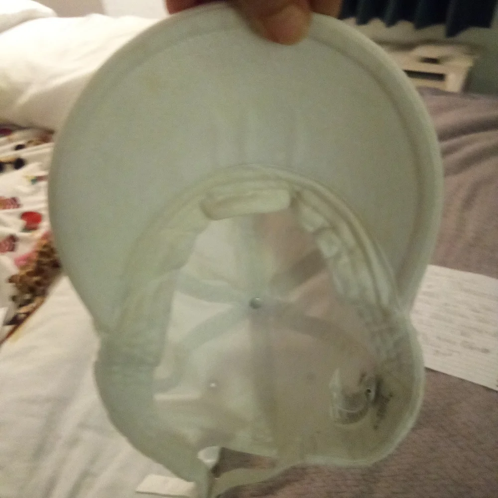 Hat - Picture 2 of 3